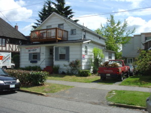 709_FRONTDriveWay